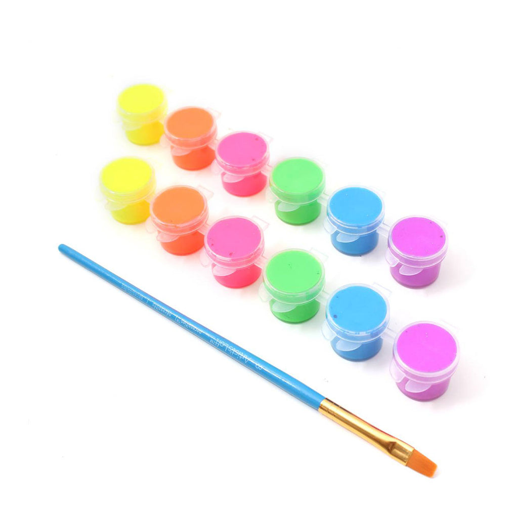 Latest & Artist Deluxe Poster Paint Set With 15 Bottles of Washable Paints